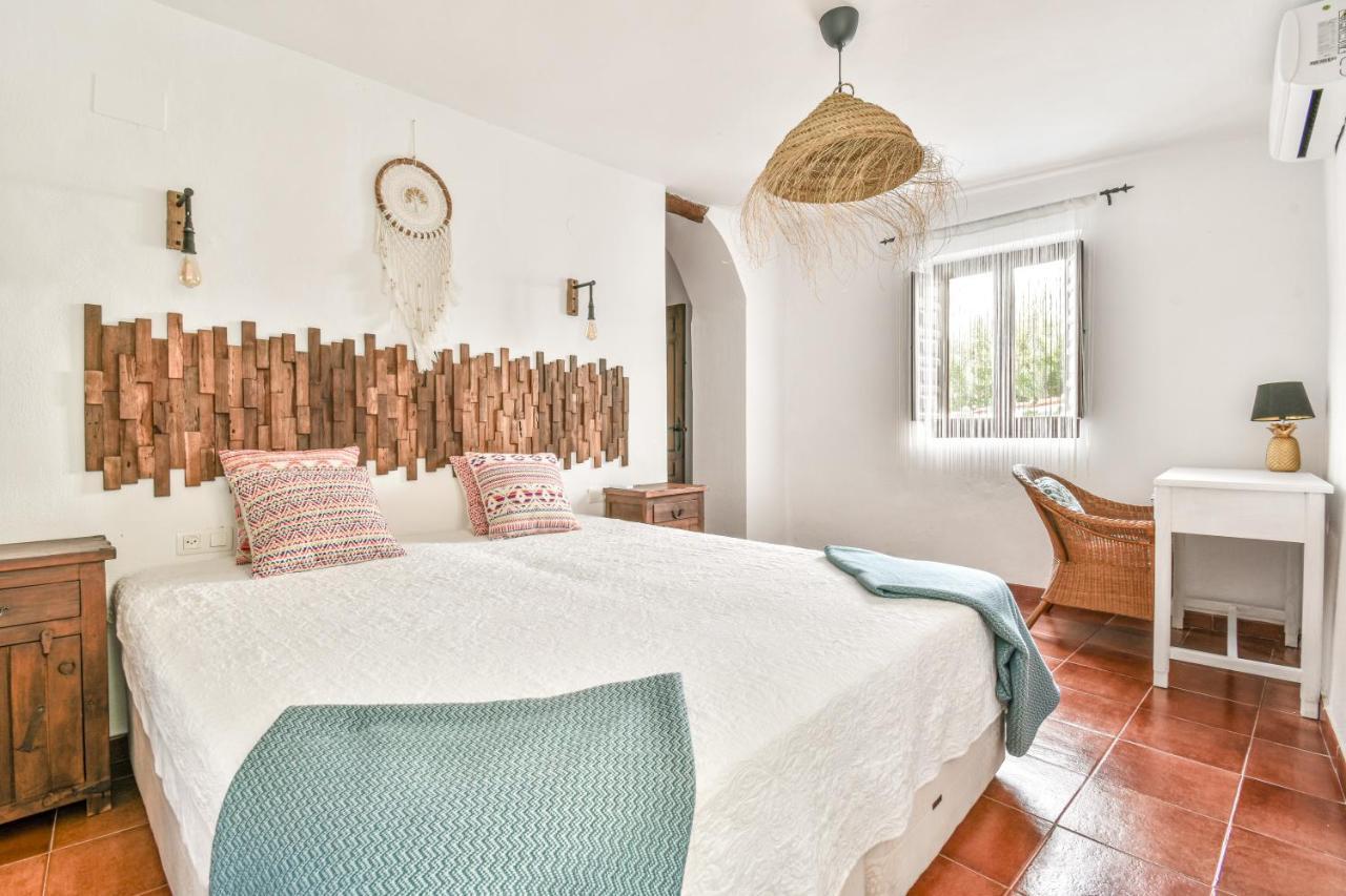Casa Sol Y Aire - Vakantievilla In Dorp Met Prive Zwembad Pinos del Valle Exterior foto